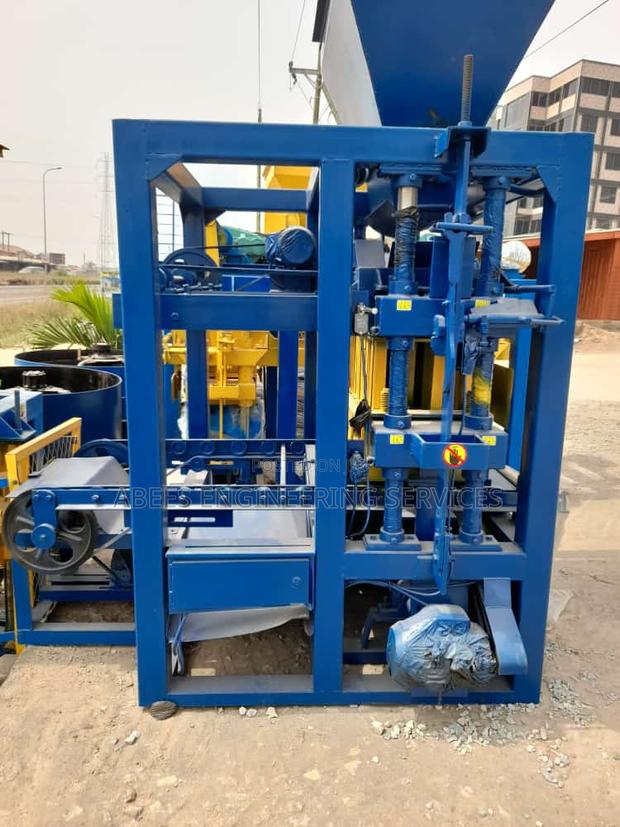 Industrial Block Machine · Photo 6