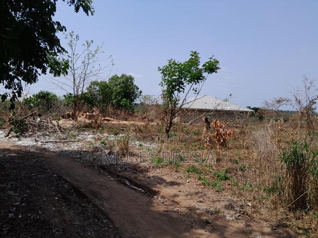 Plot of Land Close to Water and Light · Photo 3