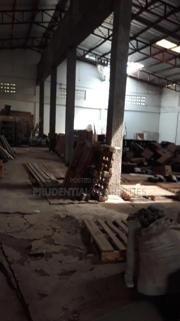 Warehouse for Rent at Caprice · Photo 5