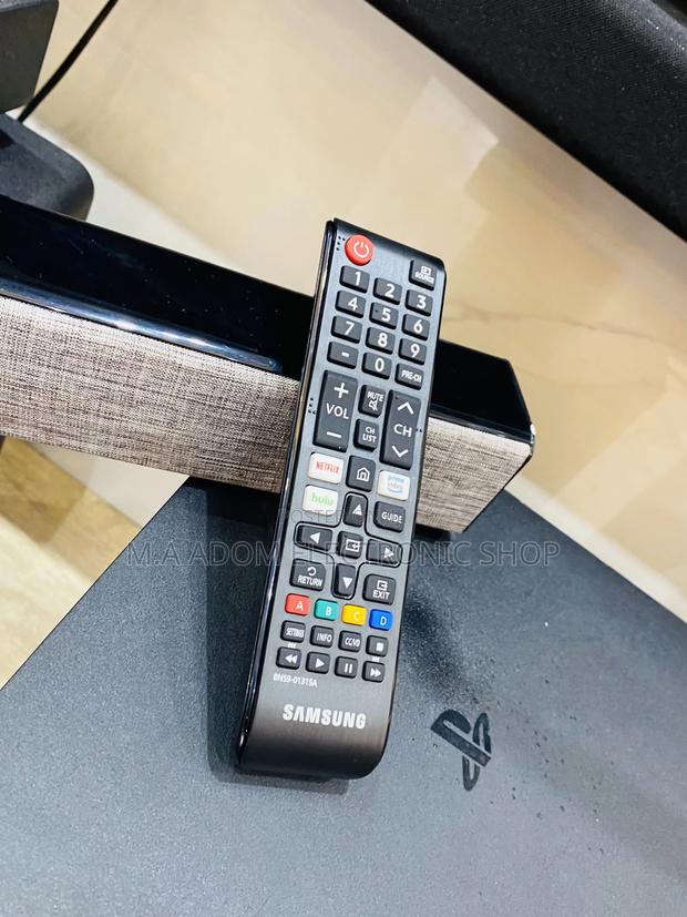 Authentic Samsung Electric Remote Control. · Photo 1