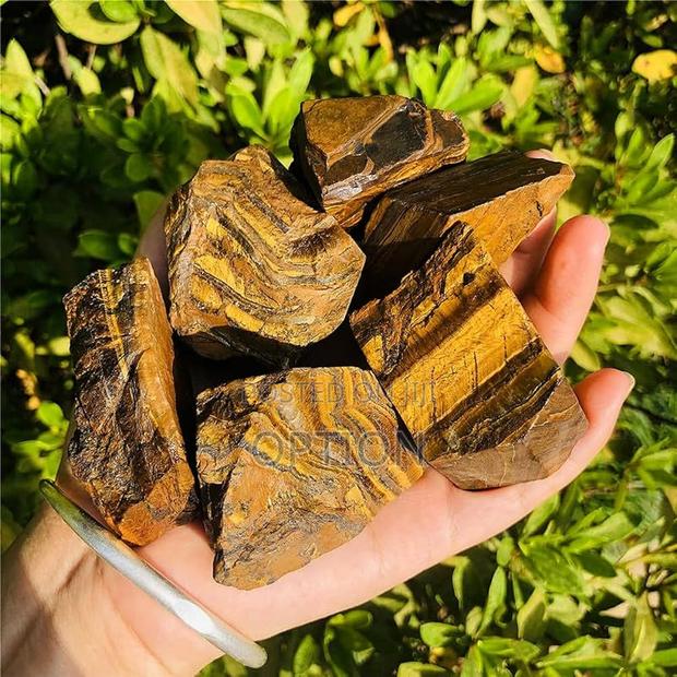 Tiger Eye Raw Natural Stones · Photo 3