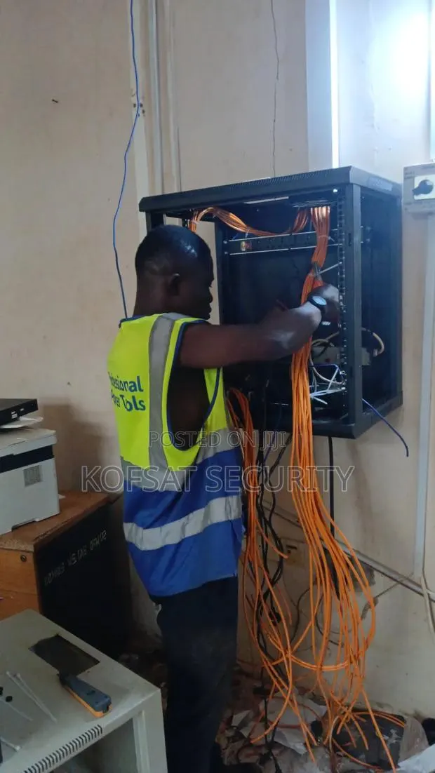 Computer Networking in Kumasi · Photo 1