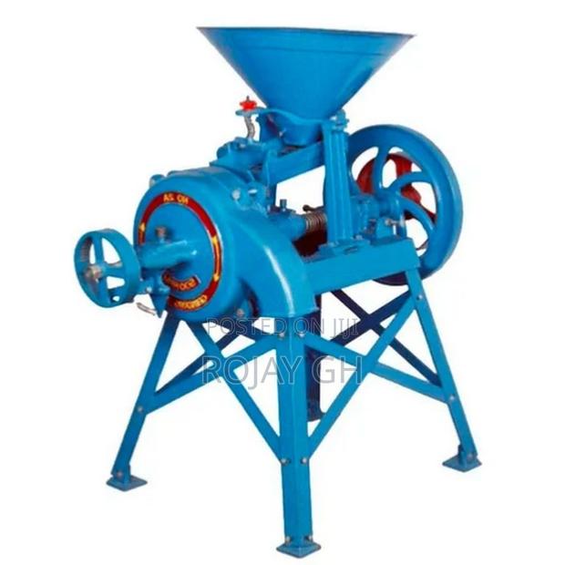 Corn Mill Machine With Electric Motor · Photo 2