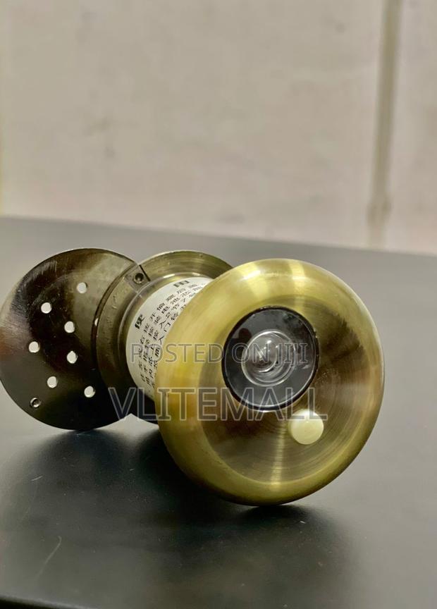Door Viewer and Doorbell · Photo 1