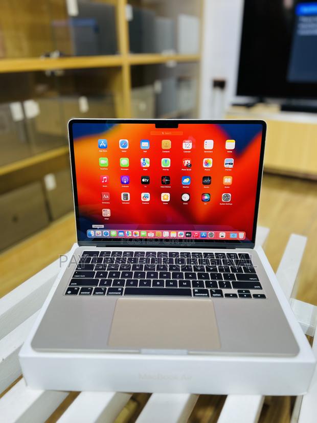 New Laptop Apple MacBook Air 2022 M2 8GB Apple M2 SSD 256GB · Photo 7