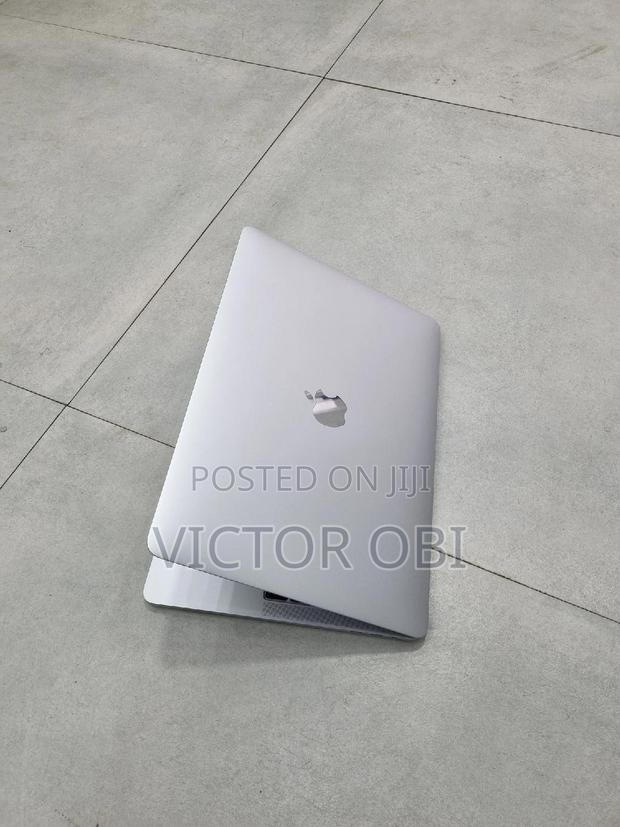 Laptop Apple MacBook Pro 2017 8GB Intel Core I5 SSD 256GB · Photo 7