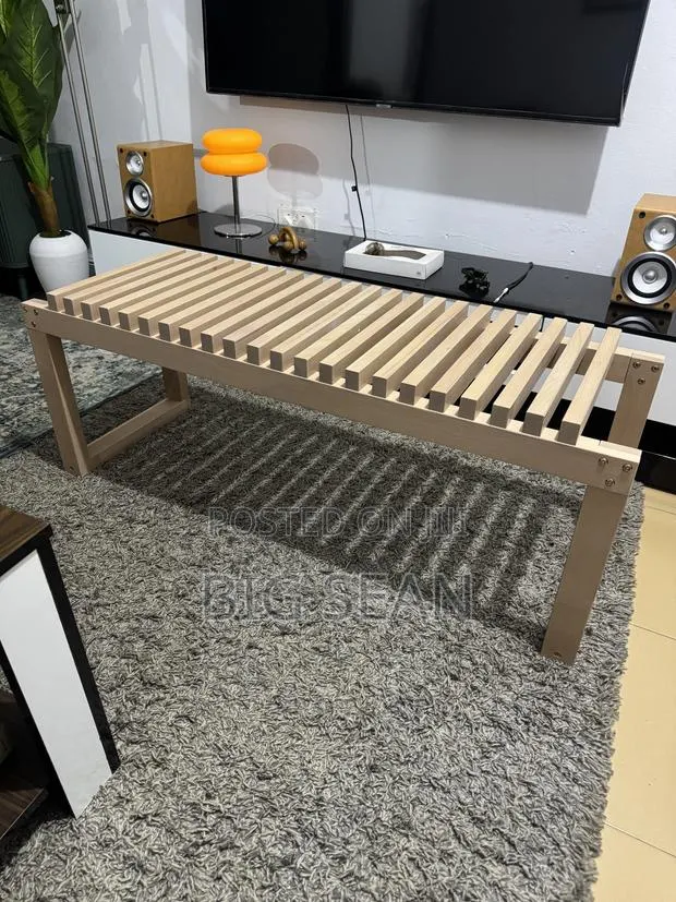 Room Bench · Photo 1