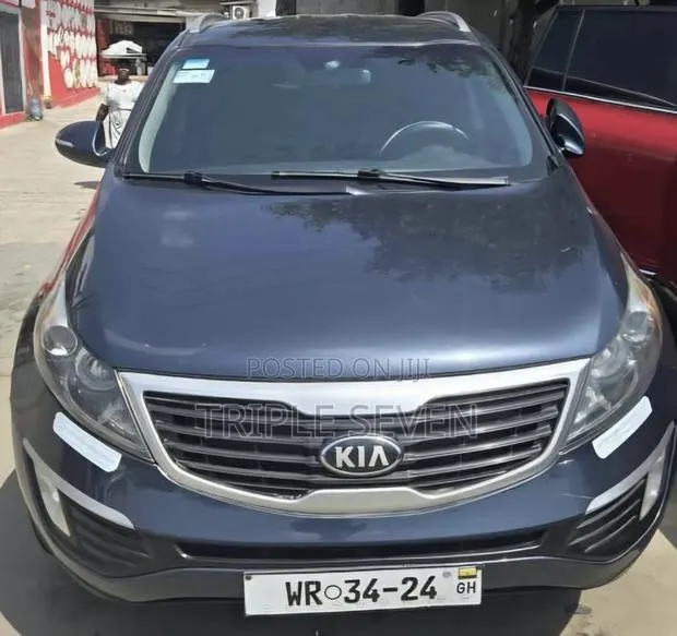 Kia Sportage EX 4dr SUV AWD (2.4L 4cyl 6A) 2013 Gray · Photo 1