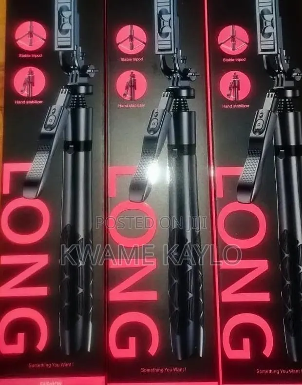 Multipurpose Tripod Selfie Stick · Photo 1