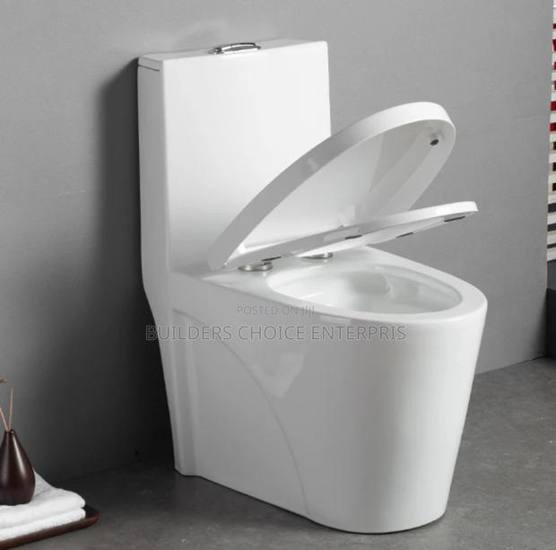 Water Closet,Wc (Dual Flush) · Photo 1
