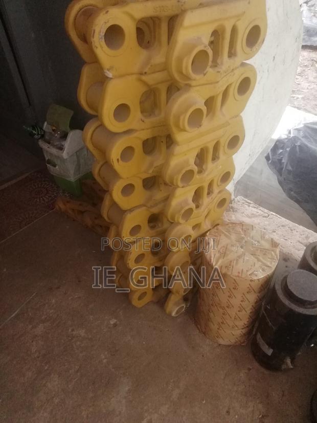 Caterpillar Parts · Photo 2
