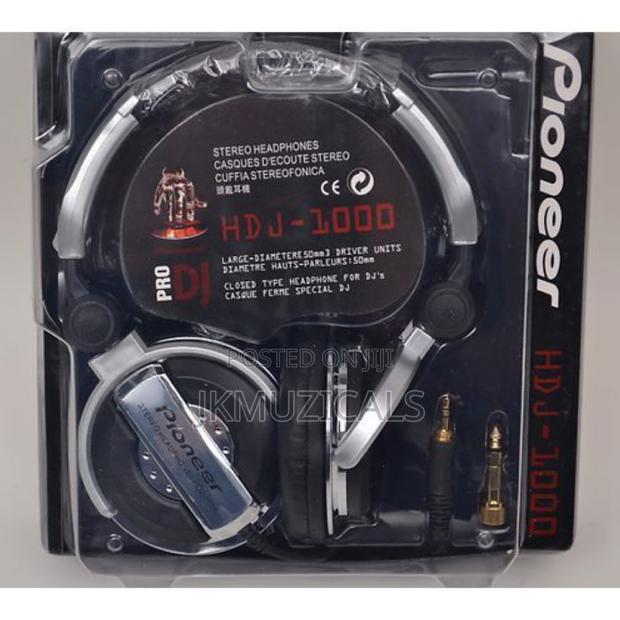 Pioneer_ HDJ-1000 Headphones · Photo 1