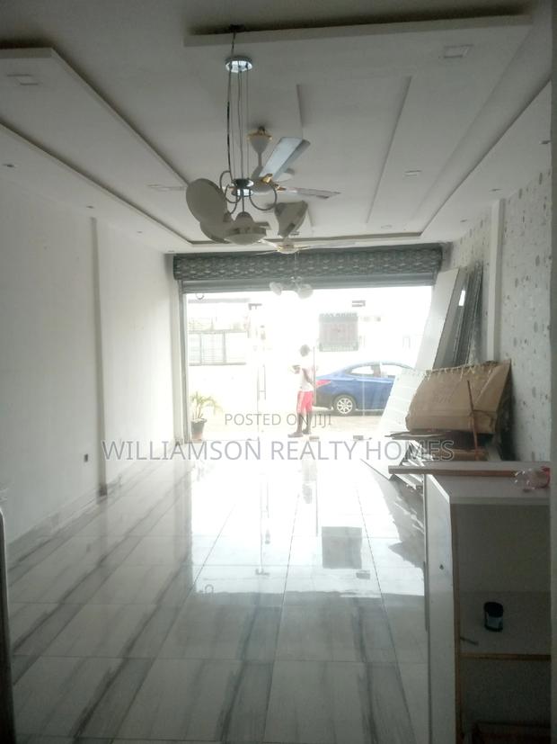 Road Side Double Shop/Showroom/Office Space 4rent, Spintex · Photo 7