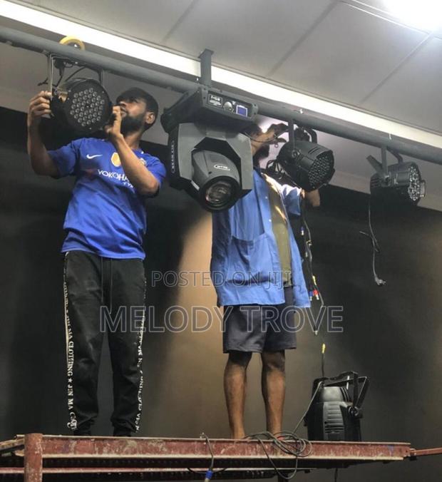 Installation of Stage Light · Photo 3