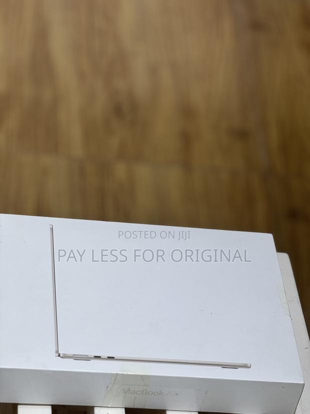 New Laptop Apple MacBook Air 2022 M2 8GB Apple M2 SSD 256GB · Photo 2