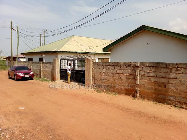 9bdrm House in Gbetsile, Tema Metropolitan for sale · Photo 3