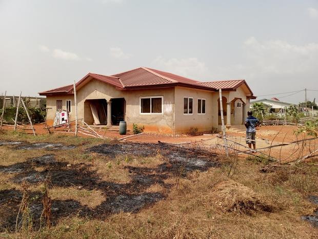 4bdrm House in Afienya, Tema Metropolitan for sale · Photo 6