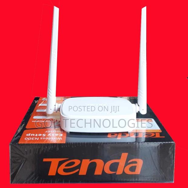 Tenda N301 Wireless N300 Easy Setup Router Range Extender · Photo 2