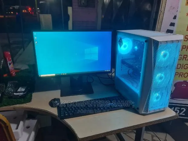 New Desktop Computer Asus 16GB Intel Core I7 HDD 1T · Photo 1