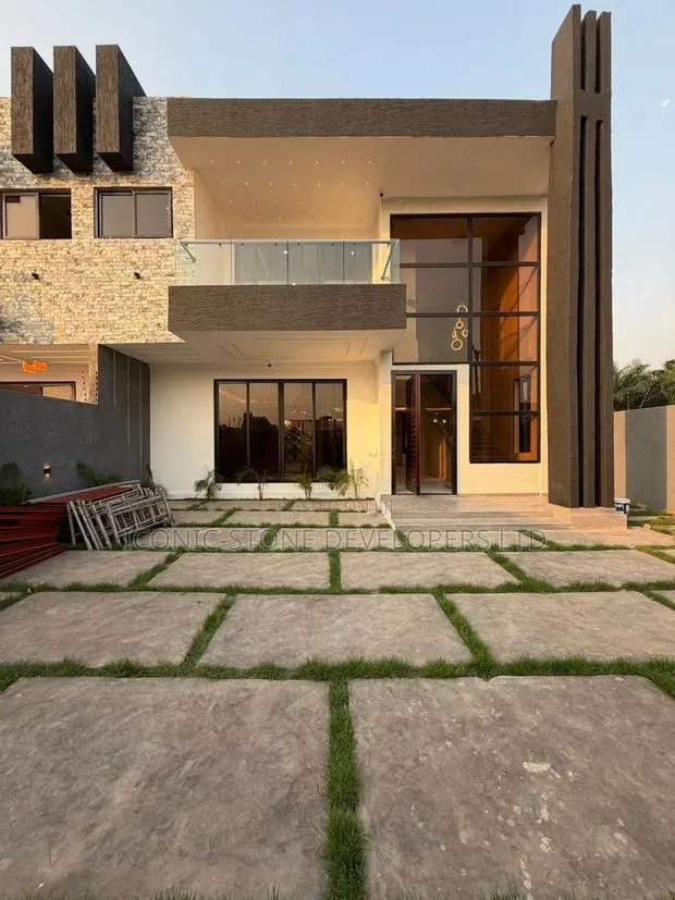 4bdrm House in American House., East Legon for sale · Photo 1