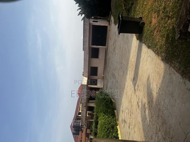 5bdrm Apartment in Dansoman for sale · Photo 7