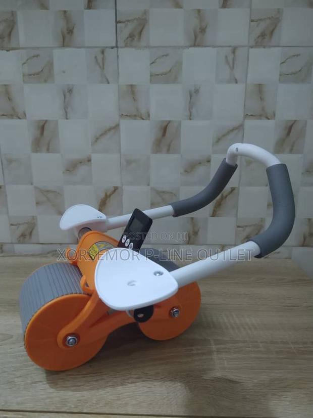 Automatic Rebound Abdominal Wheel · Photo 2