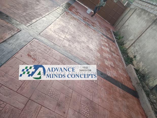 Stamped Concrete Work · Photo 4
