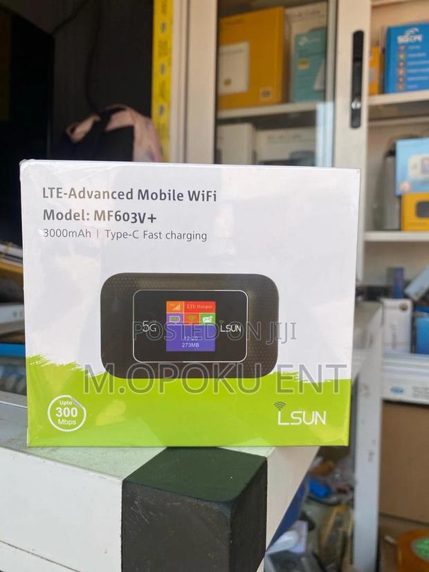 Universal LTE Advanced Mobile Wifi · Photo 1