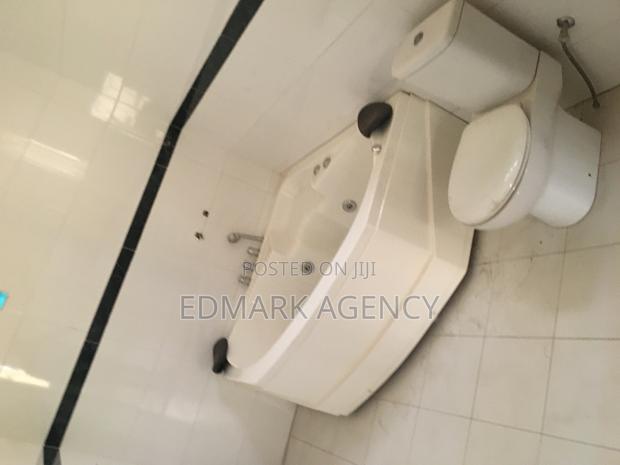 7bdrm House in Spintex, Accra Metropolitan for sale · Photo 6