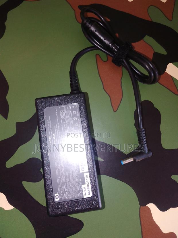 HP Blue Pin Laptop Power Adapter · Photo 2