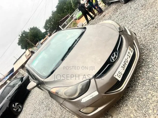 Hyundai Elantra 2014 · Photo 1