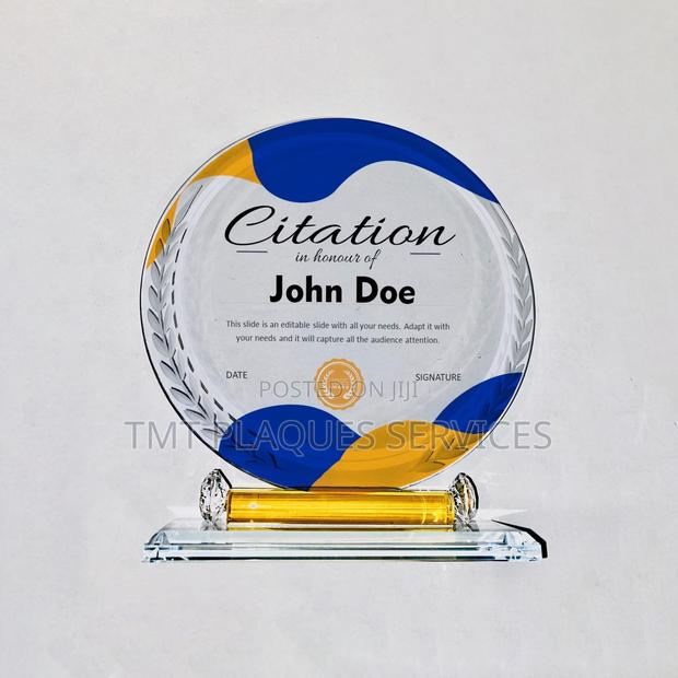 Round Crystal Award Plaque