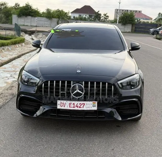 Mercedes-Benz E300 4Matic AWD Sedan (2.0L 4cyl 9A) 2017 Black