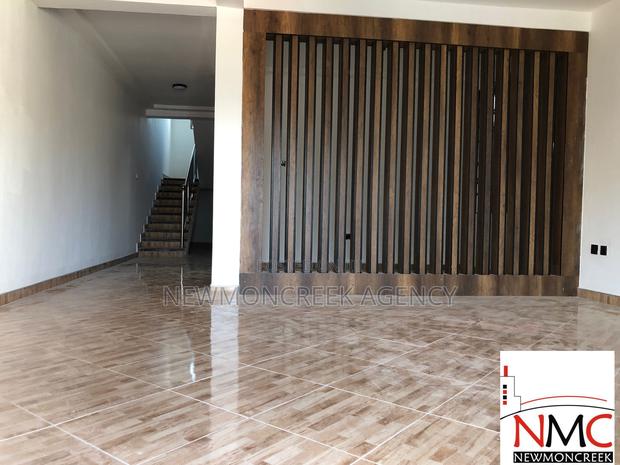 3bdrm Duplex in Oyarifa Road, Accra Metropolitan for sale · Photo 4