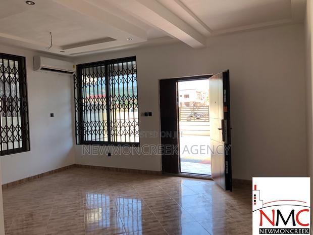3bdrm Duplex in Oyarifa Road, Accra Metropolitan for sale · Photo 6