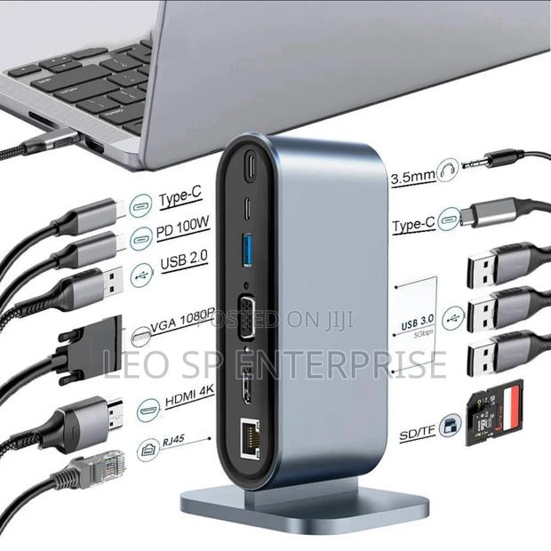 12 in 1 Docking Station · Photo 1