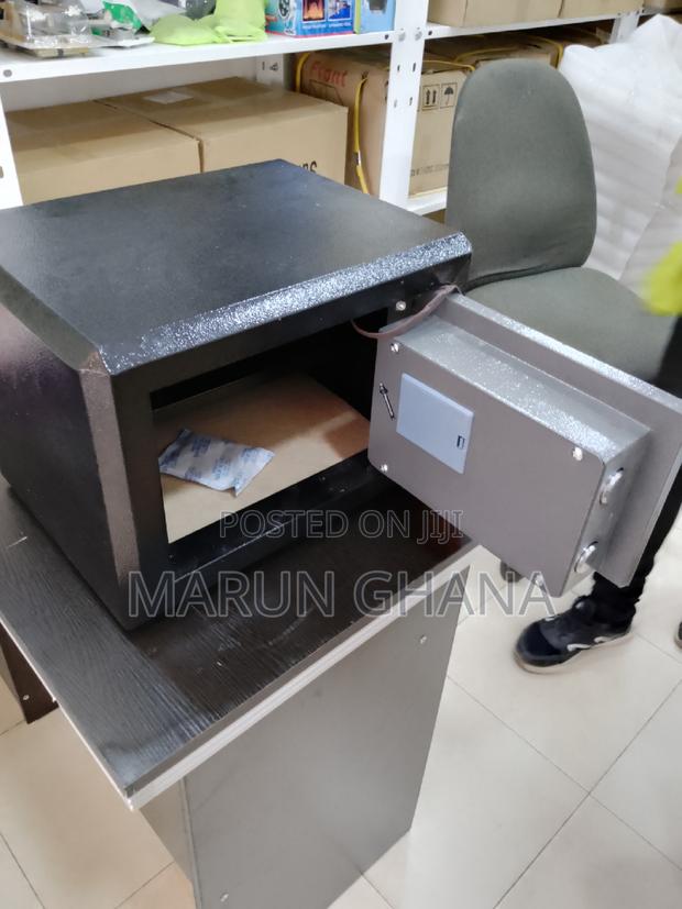 Money Safe Locker Fireproof - 33 Kg · Photo 4