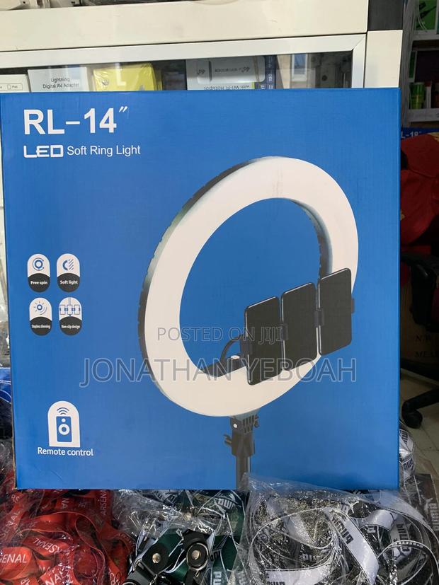 14inches Ringlight With Tripod Stand · Photo 1