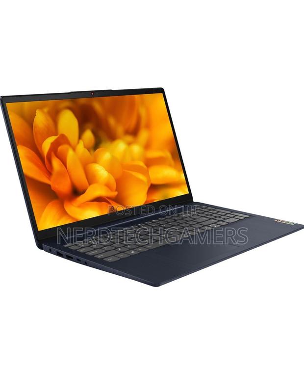 New Laptop Lenovo Ideapad 3 8GB Intel Core I5 SSD 512GB · Photo 2