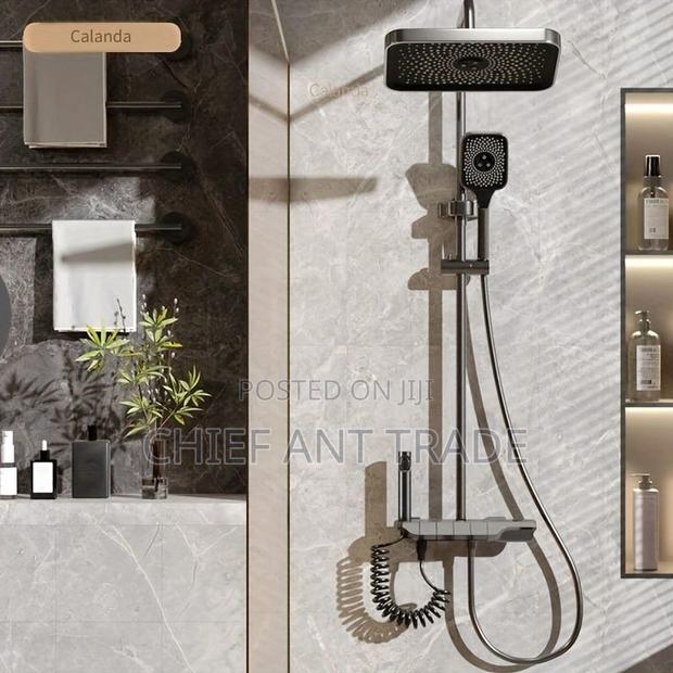 Piano Shower. 4 Flow. Hot Cold. Silver · Photo 1