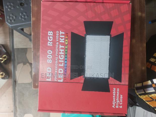 RGB PRO LED 800 With Remote · Photo 2