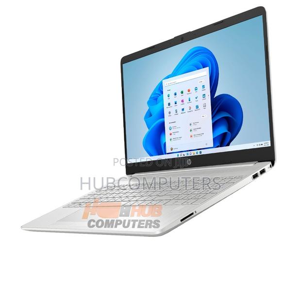 New Laptop HP 15 8GB Intel Core i3 SSD 256GB · Photo 1