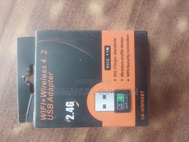 Wifi and Bluetooth Combined Adapter · Photo 2