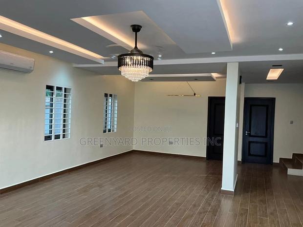 4bdrm House in Acp, Kwabenya for sale · Photo 2