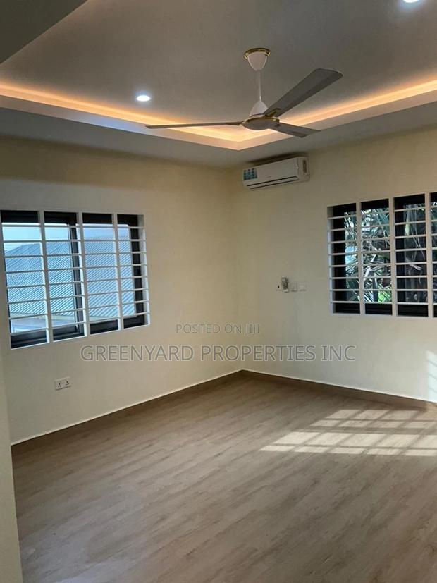 4bdrm House in Acp, Kwabenya for sale · Photo 6