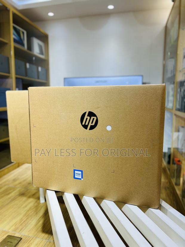 New Desktop Computer HP AiO 24 16GB Intel Core I7 SSD 256GB · Photo 2