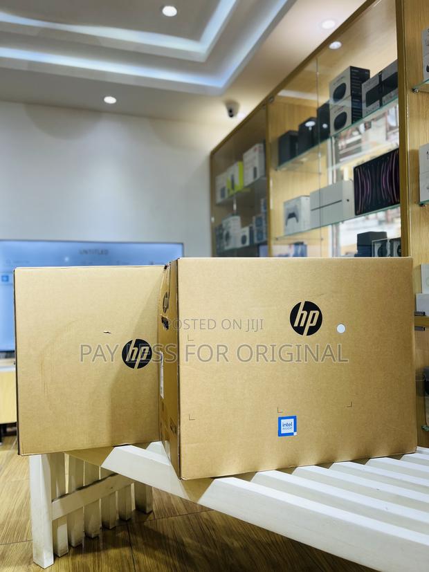 New Desktop Computer HP AiO 24 16GB Intel Core I7 SSD 256GB · Photo 5