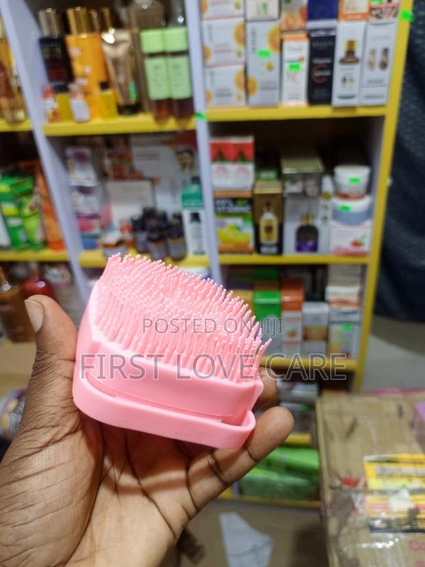 Silicone Brush Scrub · Photo 1