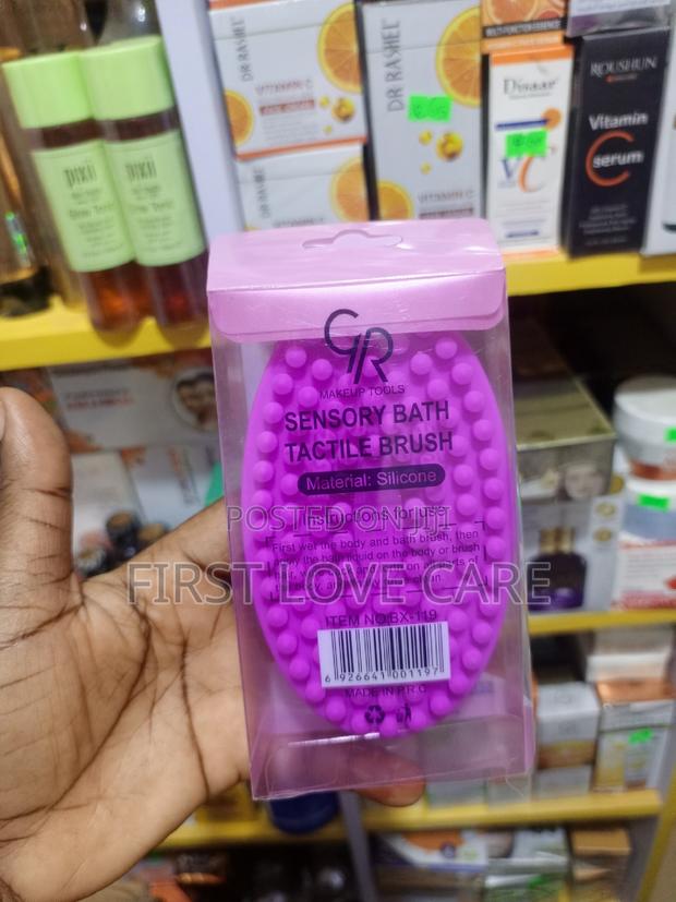 Silicon Body Scrub Sponge · Photo 8
