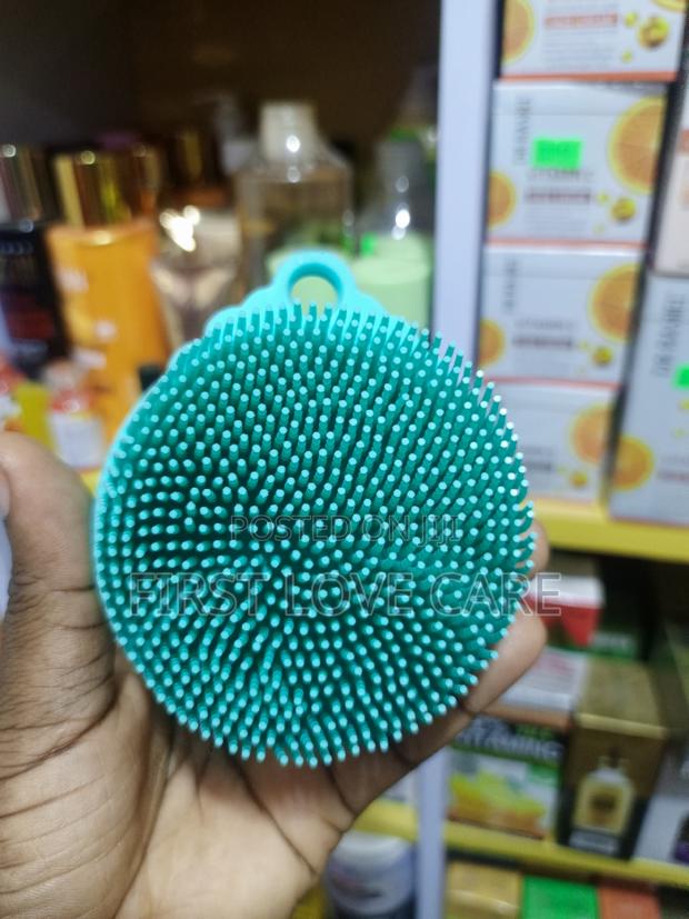 Hair Scalp Massager Bath Body Scrub · Photo 2